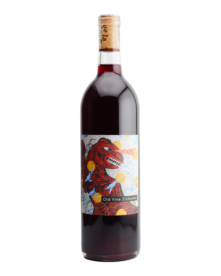 This image features a bottle of the 2022 Deux Punx Old Vine Zinfandel from Central Coast, California. The wine bottle, with a capacity of 750ml, displays an alcohol volume of 14%.