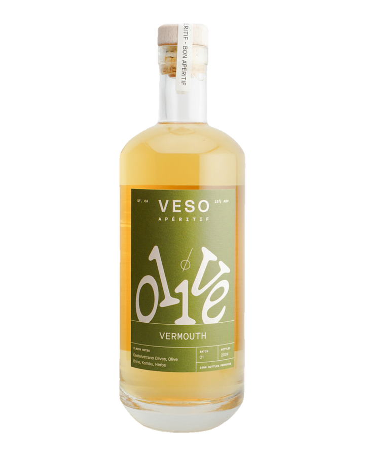 A bottle of VESO Olive Vermouth with a label that has Korean text and an olive leaf symbol, indicating the flavor and origin of the product.