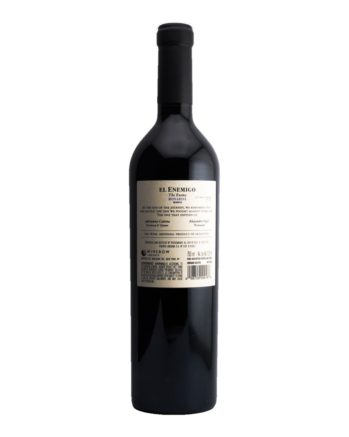 Bottle of 2022 Bodega Aleana &